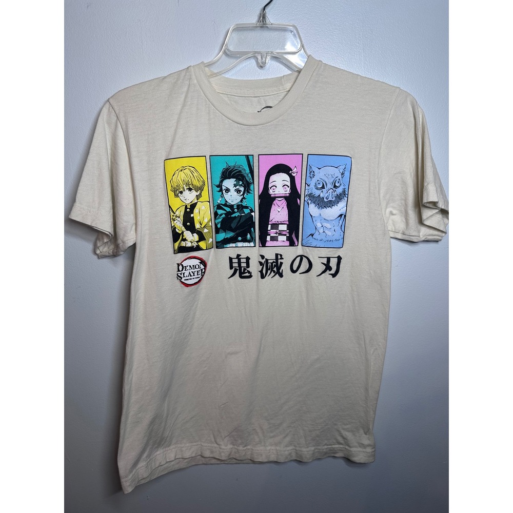 Demon Slayer Kimetsu no Yaiba Graphic T-Shirt Mens Medium Cream Tanjiro Nezuko